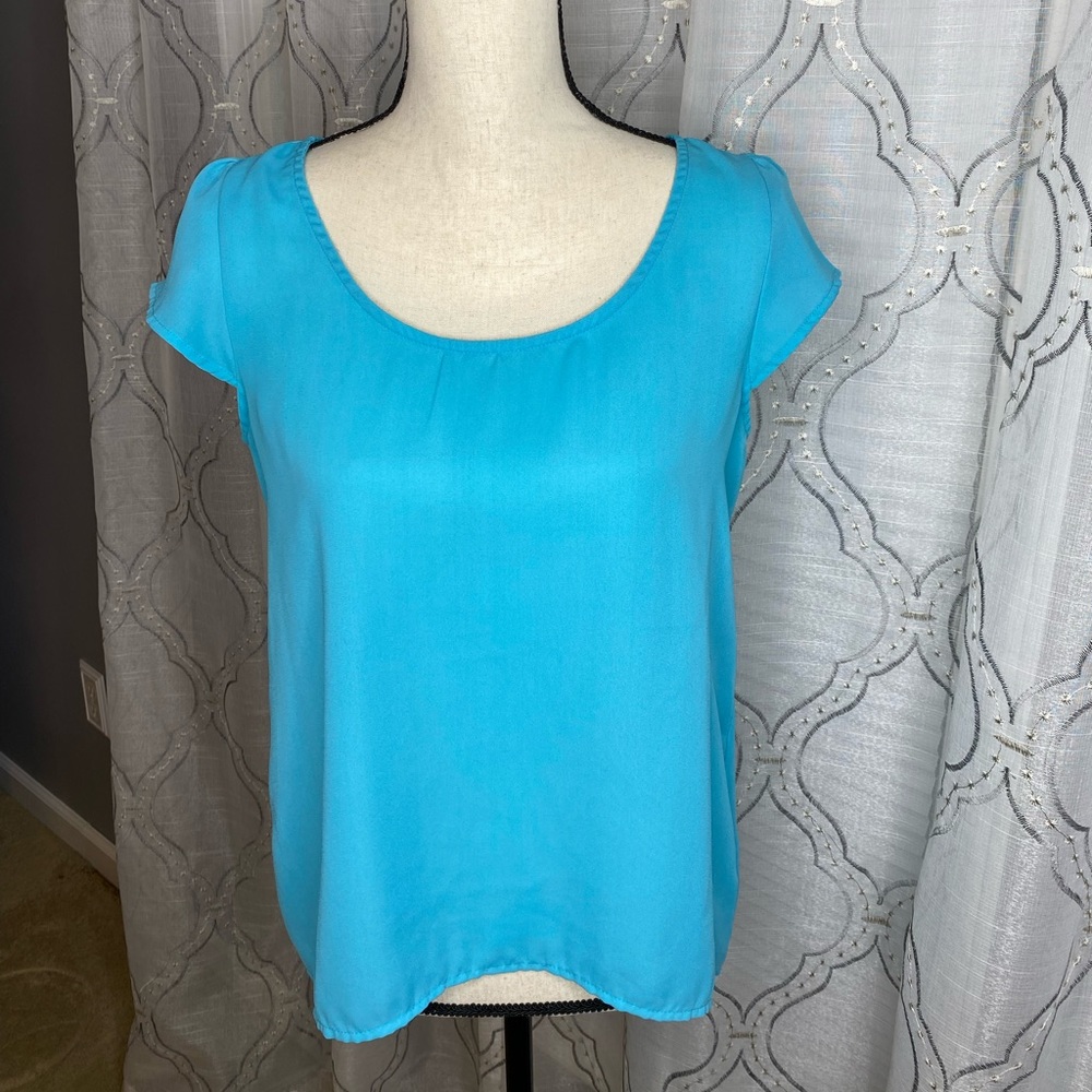 Zipper Back Blouse.